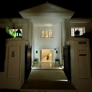 Bed & Breakfast Aurora Boutique House - Only Adults, Marbella
